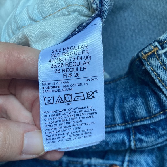 GAP Mom Jean High Rise - Picture 4 of 6